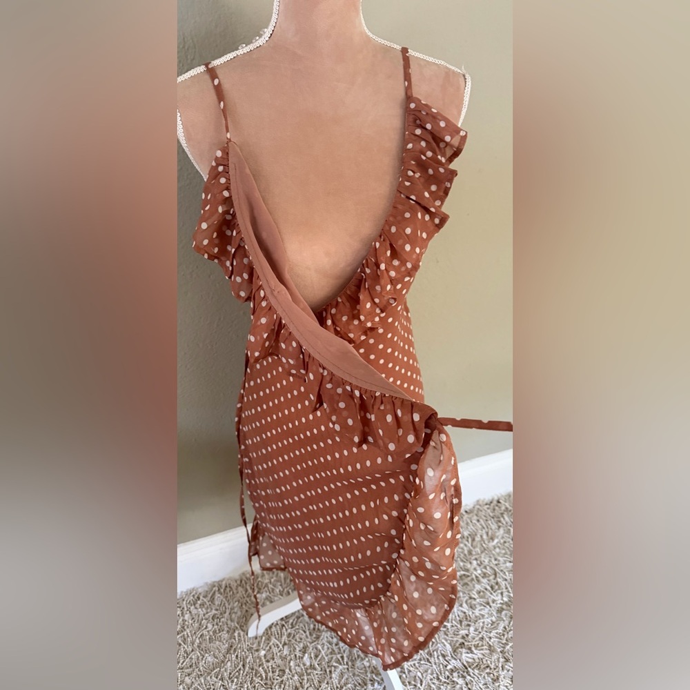 LIONESS Ruffle wrap Dress brown wht polka dot - Picture 8 of 12